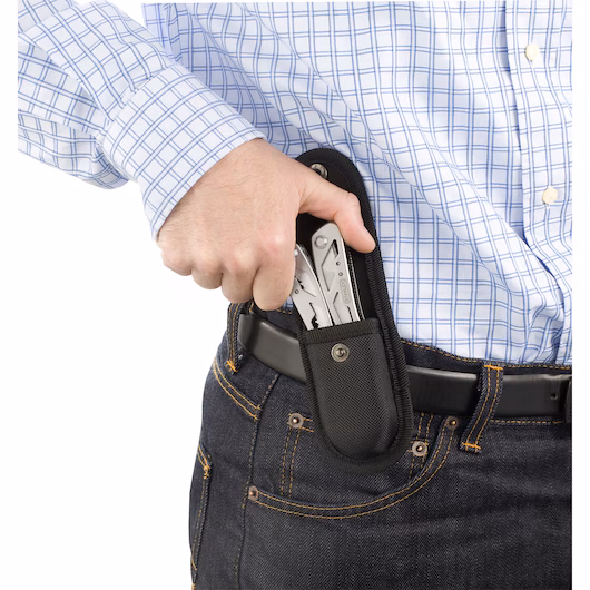 Pince multifonctions STANLEY 12 outils en-1 avec étui de ceinture