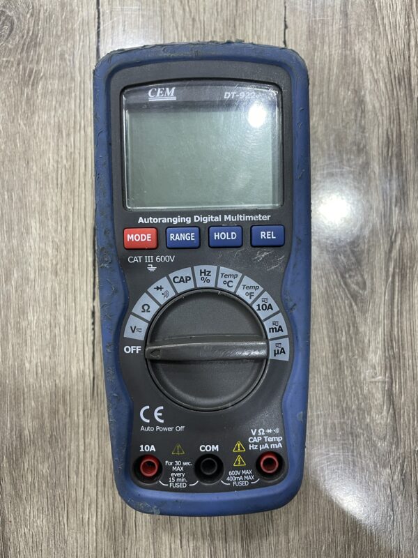 multimètre CEM DT-922