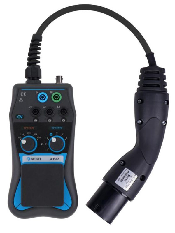 A1532_front_lrg Testeur pour bornes de charge des véhicules électriques Modèle A1532 METREL