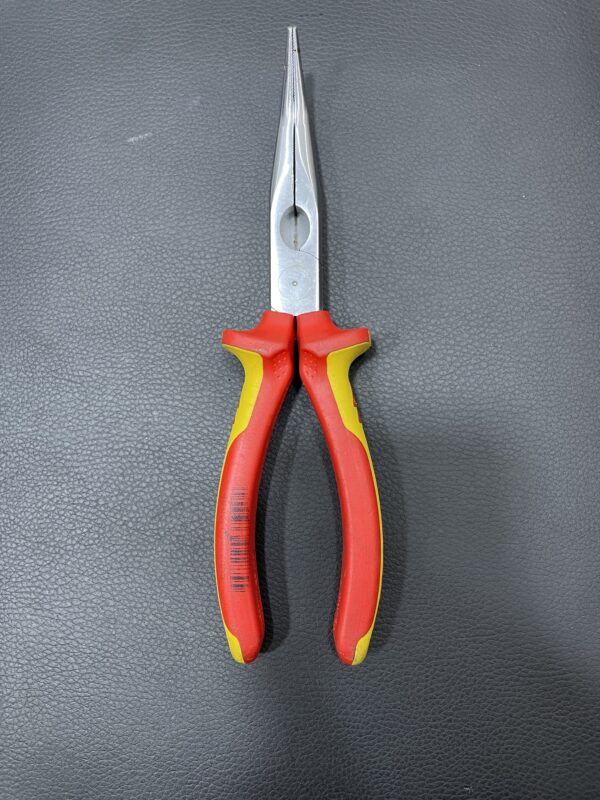 pince a bec coudé knipex 26-200