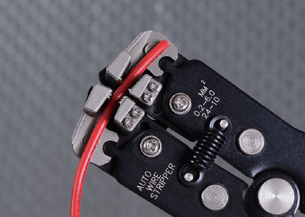 pince à dénuder KING TONY 6762-08